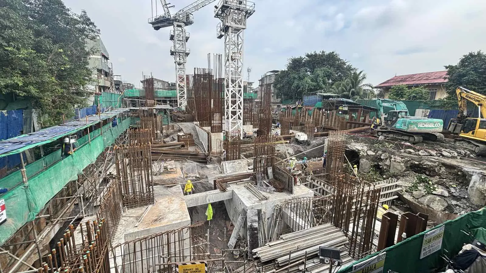 Anissa Heights site photo, early 2026 — sheet piling and structural works, Pasay City