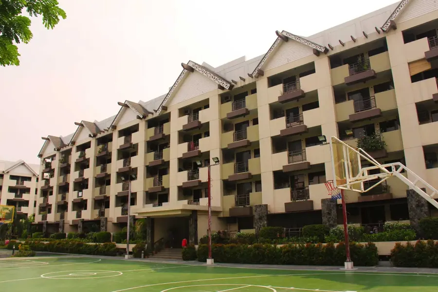 East Raya Gardens — Banyan building
