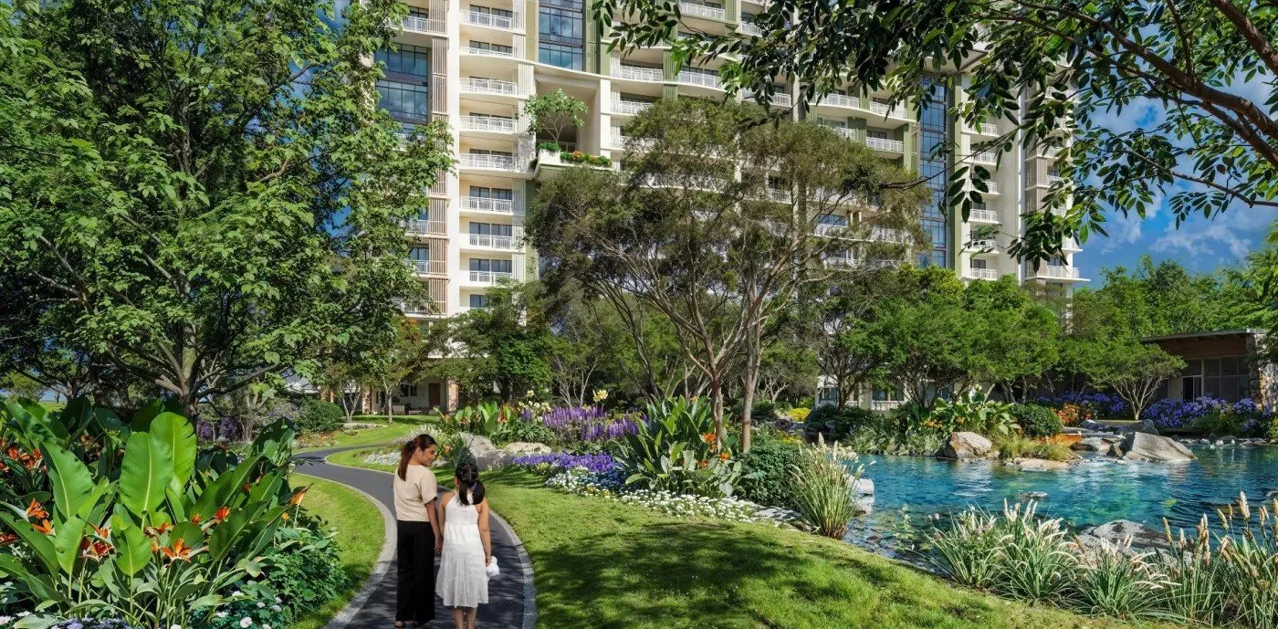 Water garden and planted walk at Kalea Heights