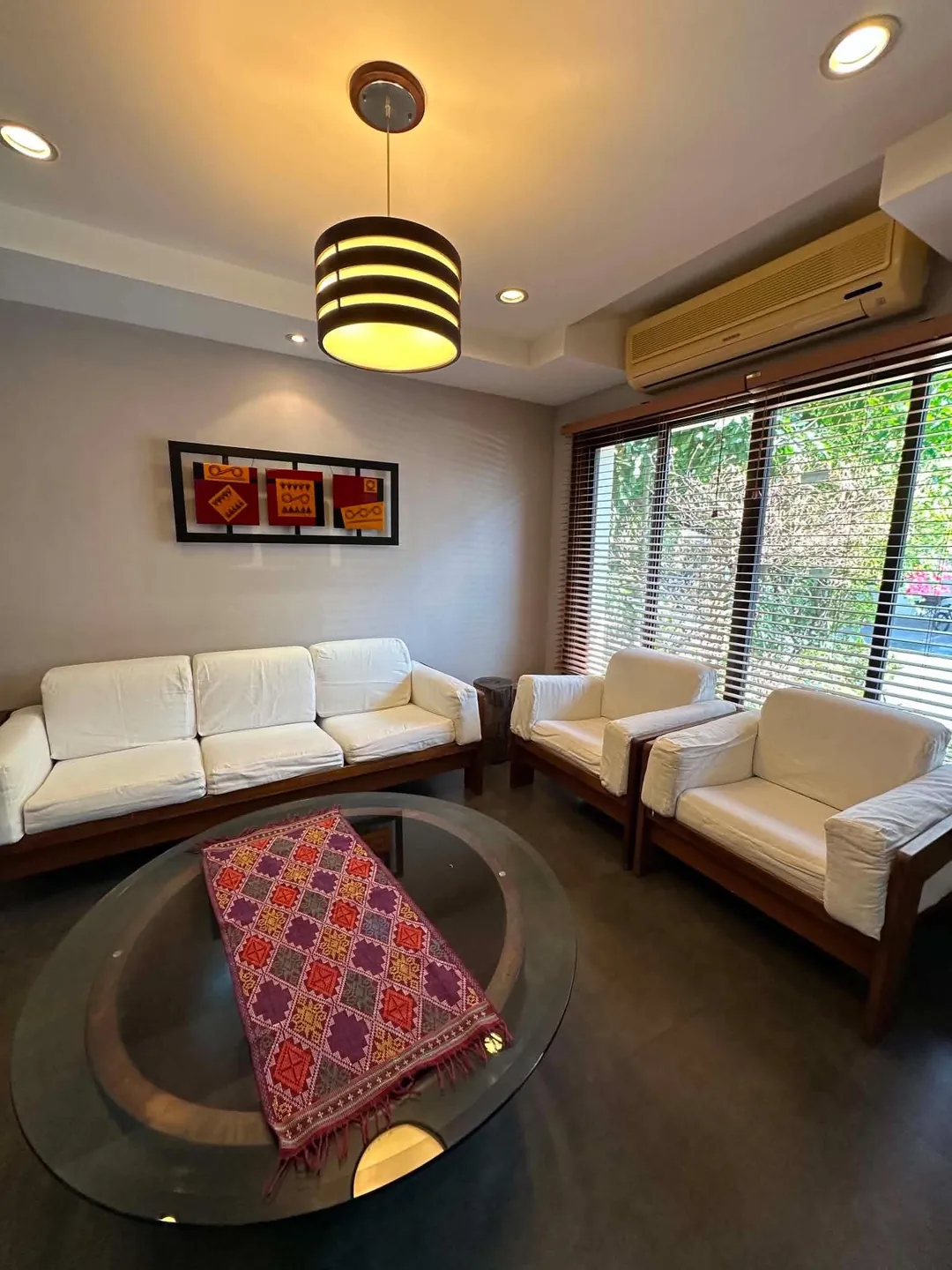 Furnished living room with sofa set and air conditioning, Mahogany Place 3 house for rent